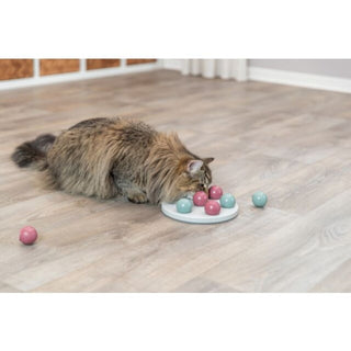 Trixie Cat Activity Solitaire Strategy Game