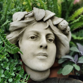 Sparta Statues Garland Girl Wall Planter