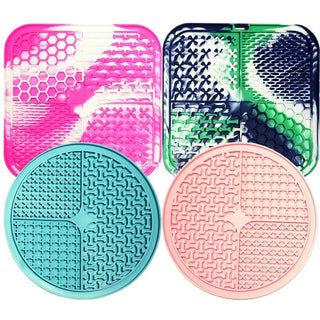 Silicon lick mat with suckers